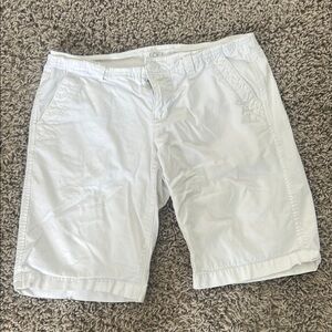 LOFT White Flat Front Shorts Casual Style
